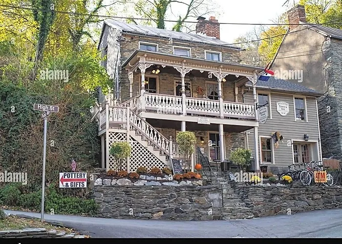 Town'S Inn