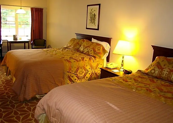 Ludlow Colonial Motel