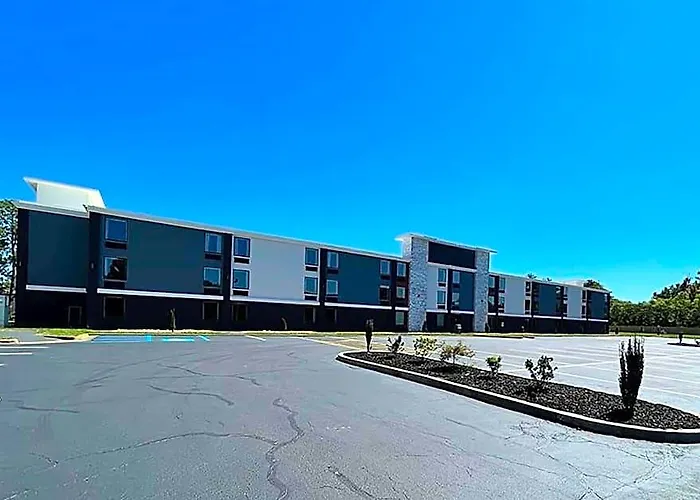 Baymont By Wyndham Chattanooga/Eastridge