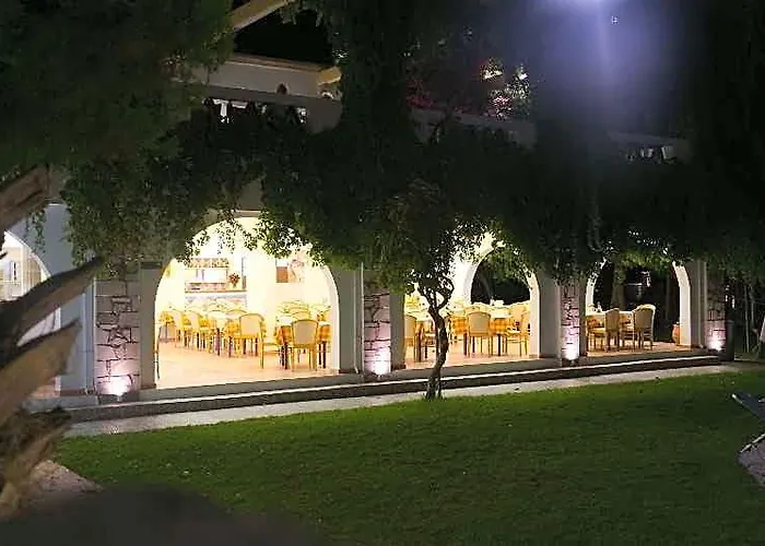 Ekaterini Hotel-Apartments
