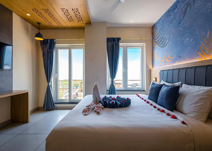 Hotel Tamizh Grand