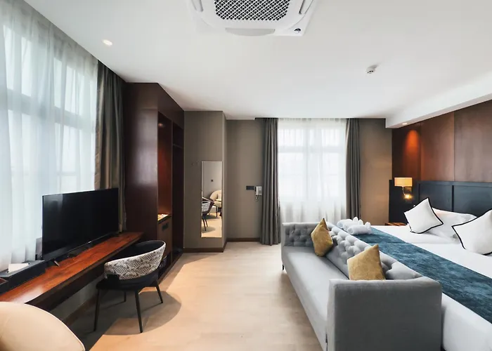 Moon Hotel