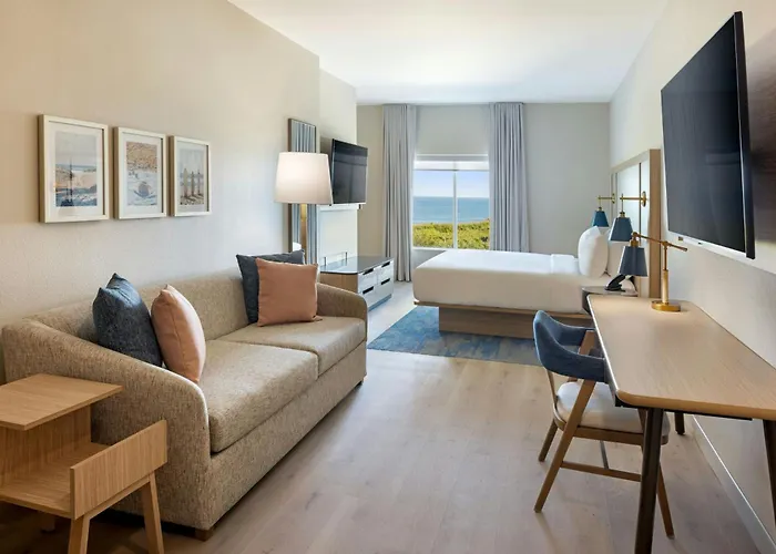 Fairfield Inn & Suites By Marriott Melbourne Beach