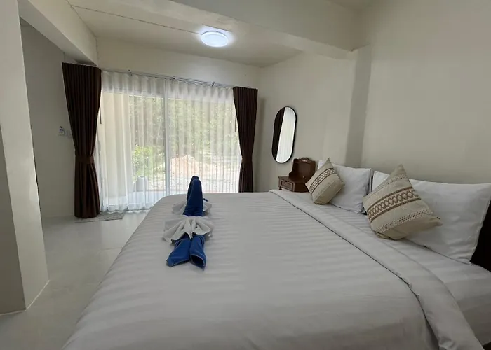 Khao Sok Saengtawan Resort And Camp