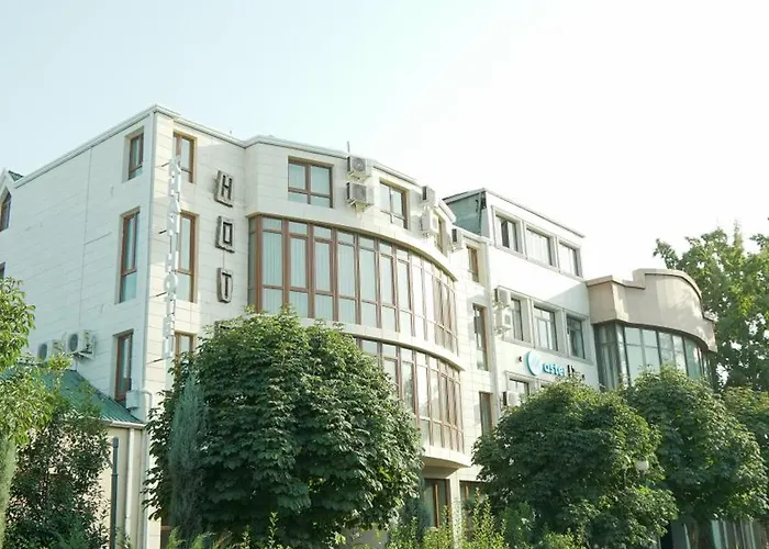 KHAN Hotel