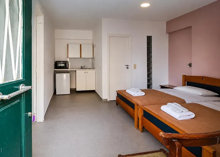 Agnes Beach Hotel Apartments