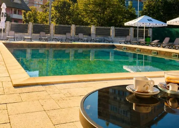 Atrium Hotel