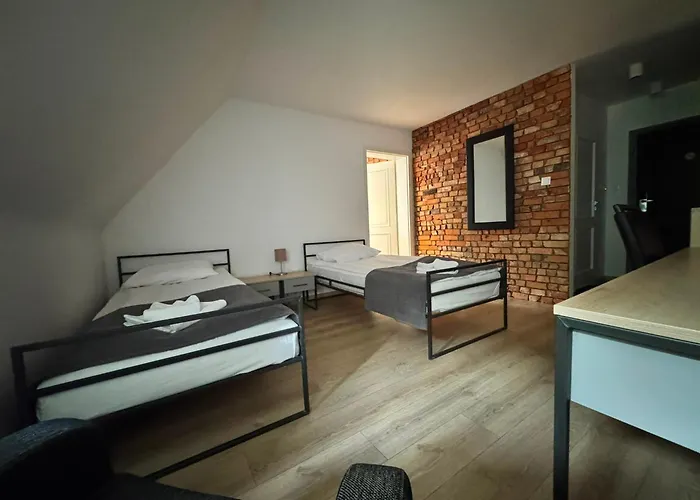 Hotel Zuraw W Starym Spichlerzu