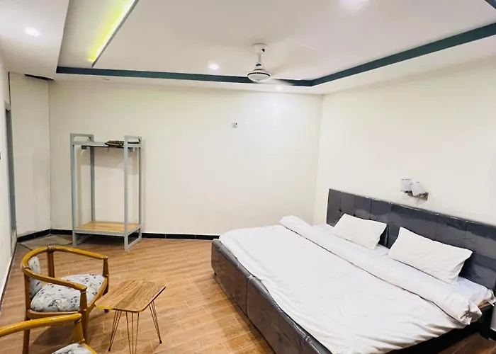 Stay O'Clock Hotel Skardu