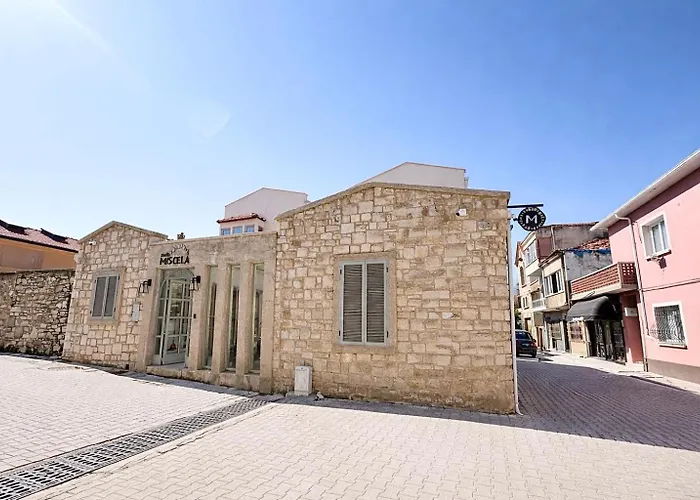 Miscela Otel
