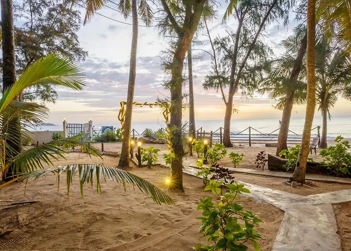 Tsunami Beach Hotel Arugambay