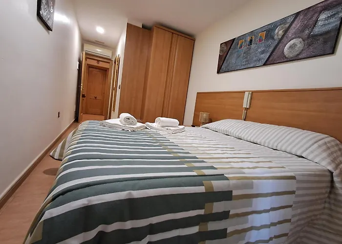Hotel Venta De Tebar