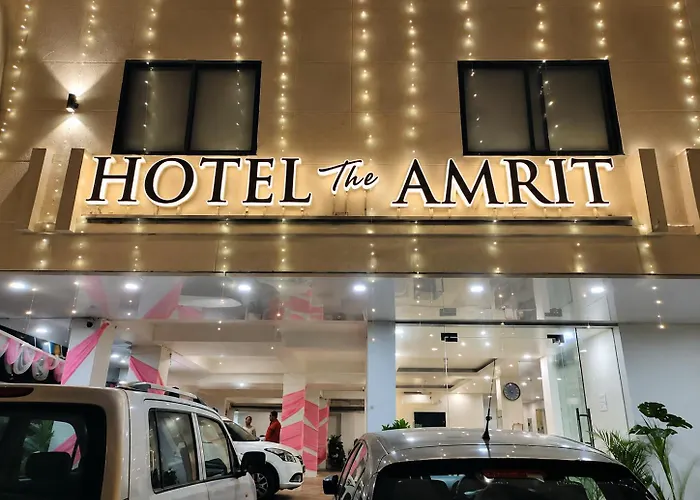 Hotel The Amrit