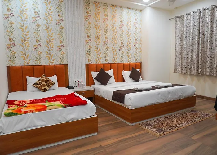 Goyal Hotelirs - Hotel Vasudha Near Prem Mandir, Vrindavan