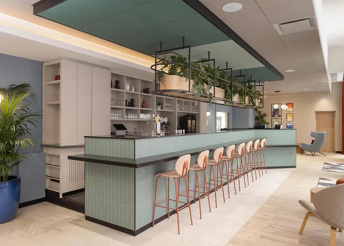 Hampton By Hilton Paris Saint Ouen