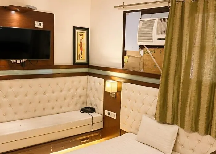 Hotel Atithi Palace