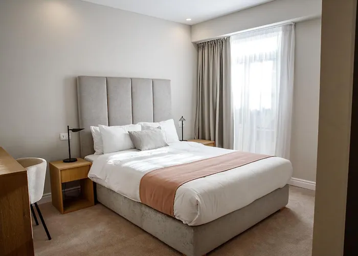 Hotel M