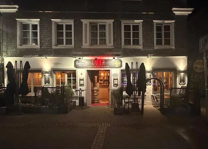 Evia Hotel Restaurant
