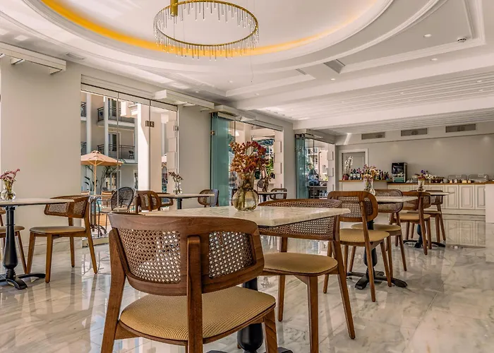 Royal Nidri Suites