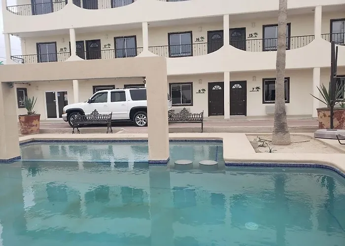 Hotel palma de oro