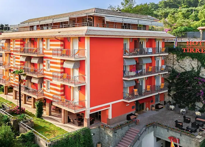 Hotel Tirreno