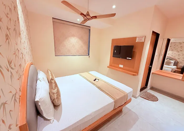 Hotel Radhe Residency Taloja Midc - Only Accomodate Indian Citizens