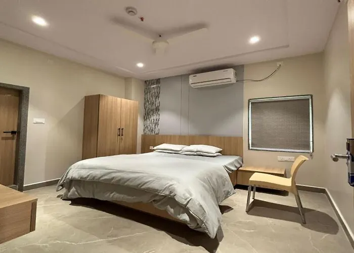 Hotel Arunodaya Avenue