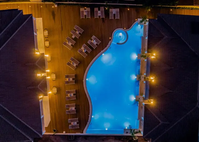 Royal Nidri Suites