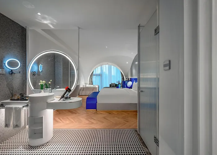 Aspera Star Essence Sky Garden Panoramic Hotel-Jiefangbei Hongya Branch