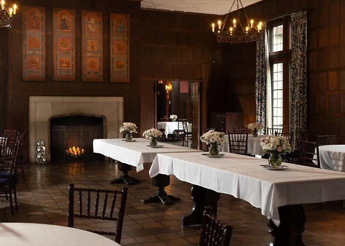 Alumnae House, The Inn At Vassar College