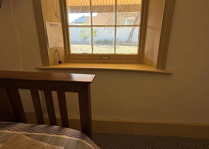 Riverton Hotel