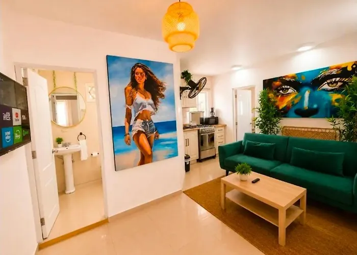 Bay City Condos By Linkzup