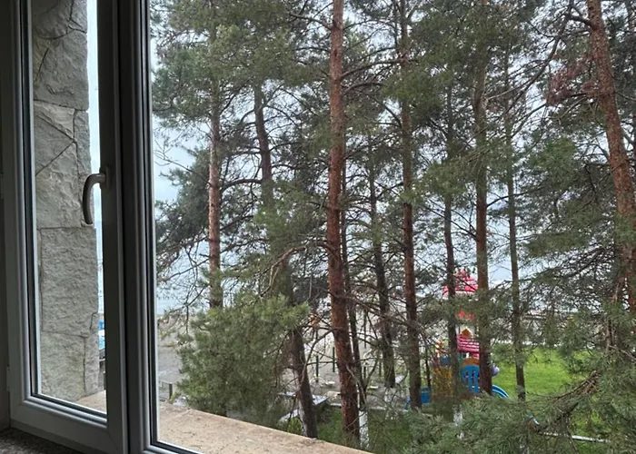 Kambuz Hotel Sevan