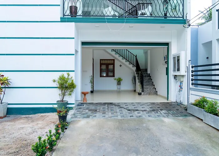 Jy Apartments