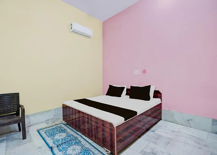 Hotel Shivam Palace