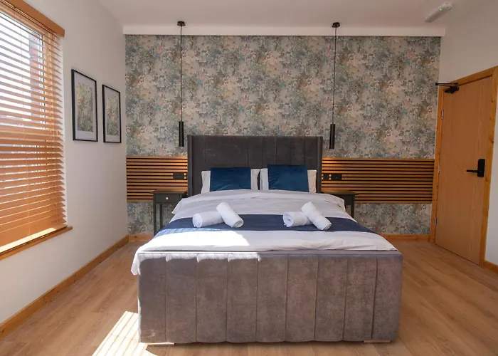 Amber Serviced Rooms Near Hull Royal Infirmary, Self Check-In