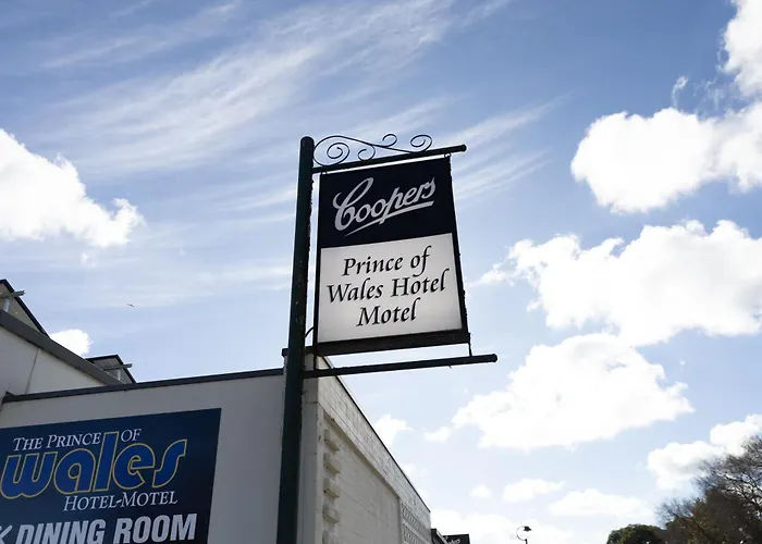 Prince Of Wales Hotel Motel