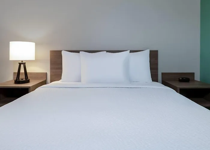 Echo Suites Extended Stay By Wyndham Aurora Denver