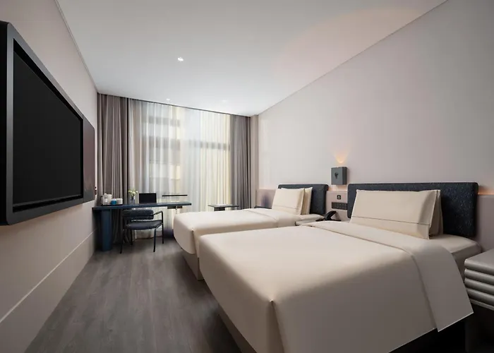 Atour Light Hotel North Square Of Hefei Railway Station