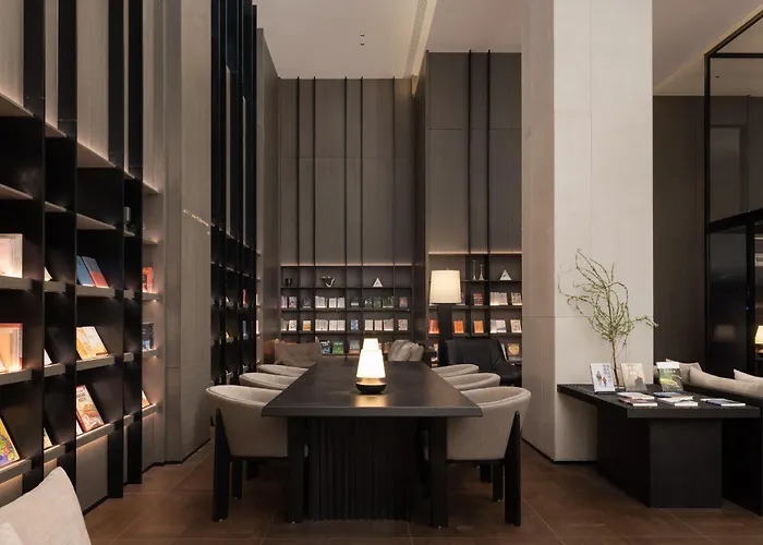 Atour Hotel, Taoyang North Road, Taoxichuan, Jingdezhen
