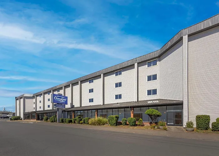 Newport Oceanfront Inn
