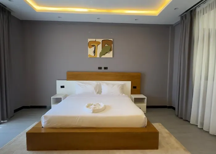 Fira Hotel