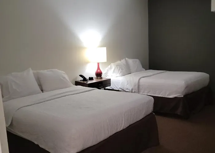 Dyersburg Hotel