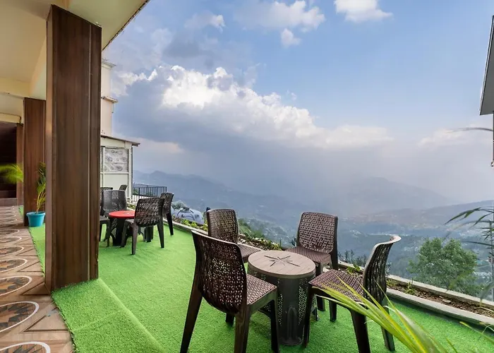 The Suffer Heights L Open Air Lawn L Rooms And Cafe L Kufri By Exotic Stays