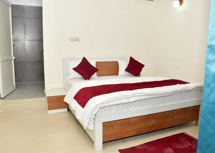 Vybent Hotel Kainchi Dham