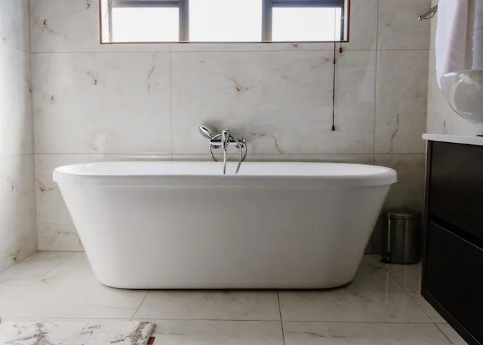 Polovi Guesthouse And Beauty Spa
