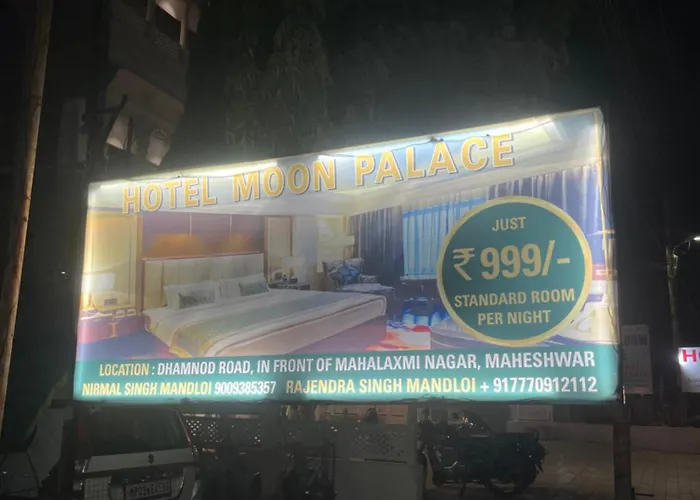 Hotel Moon Palace