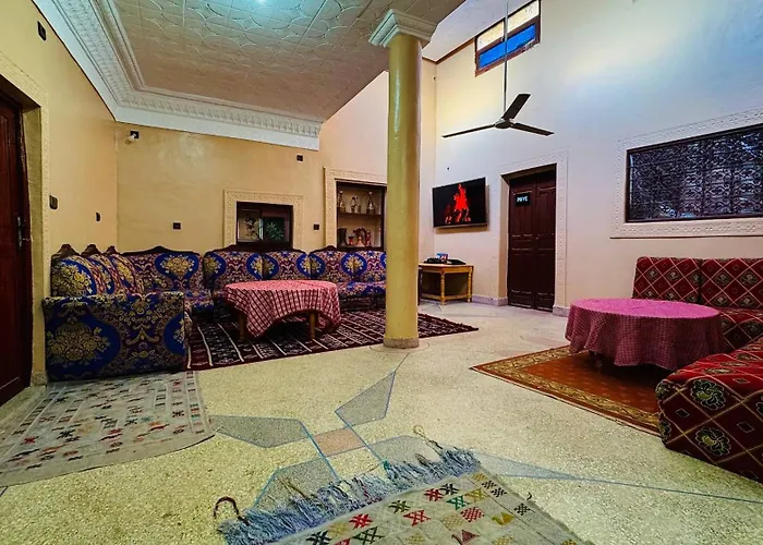 Dar Gourdia Lodge - Authentic Stay In Skoura