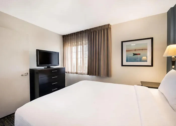 Blue Way Inn & Suites Extended Stay Bloomington Airport - Minneapolis