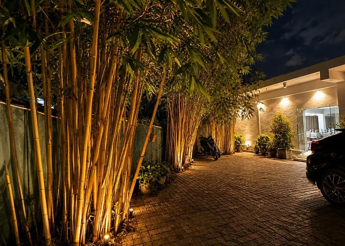 Araliya Hotel